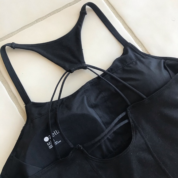 ZELLA Black Triangle Racerback Tank - Picture 4 of 5